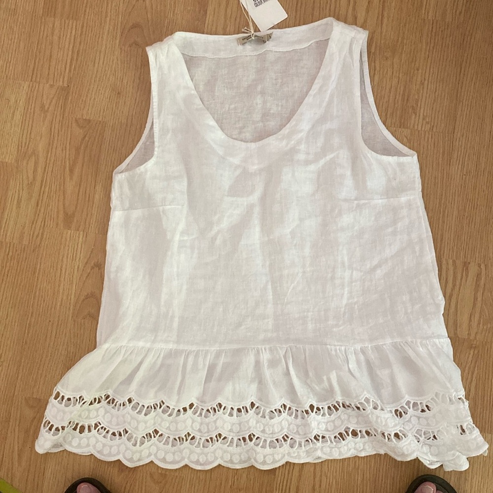 New  women’s Valentina Naldi linen top M